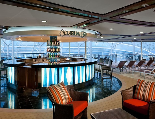 MyCruise Royal-Caribbean-Cruise-Line Freedom-of-the-Seas Offentlige-arealer Barer-lounger-atrium7