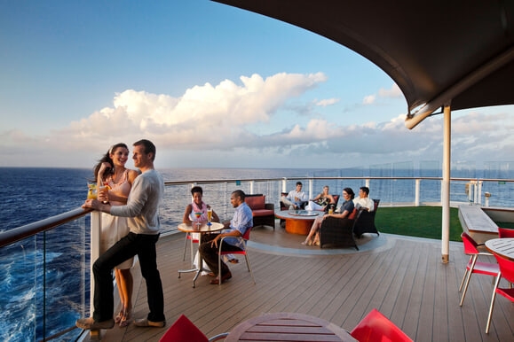MyCruise-Celebrity-Cruises-Silhouette-Offentlige-arealer-Barer-lounger-atrium3