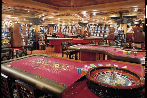MyCruise Carnival Valor Offentlige-arealer Casino-butikker1
