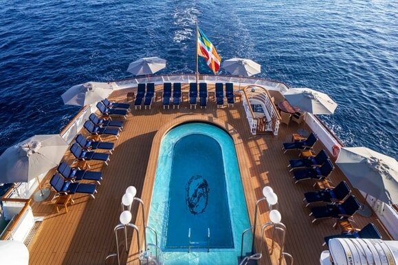 MyCruise SeaDream SeaDream-ll Offentlige-arealer Pool-spa1