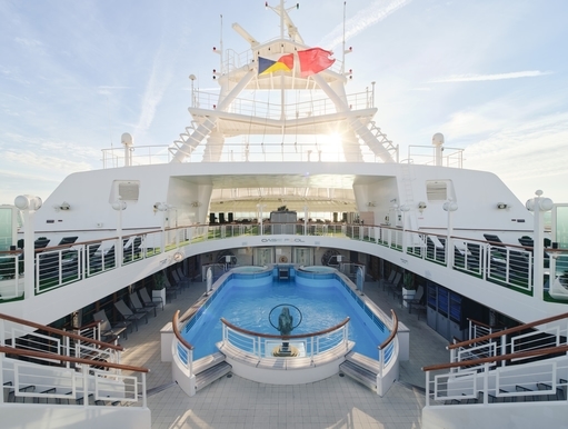MyCruise P&O-Cruises Ventura Offentlige-arealer Pool-spa4