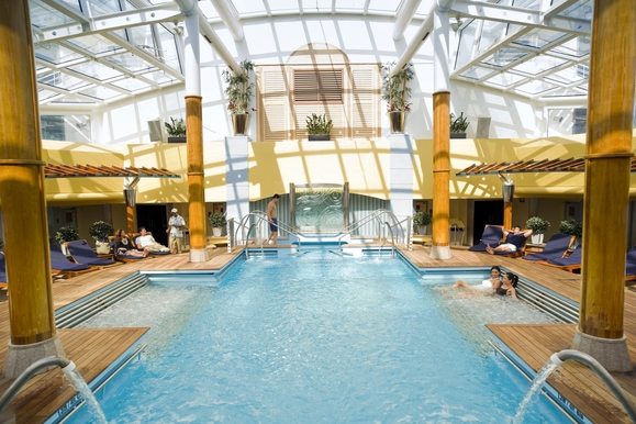 MyCruise Celebrity-Cruises Millenium Offentlige-arealer Pool-spa3