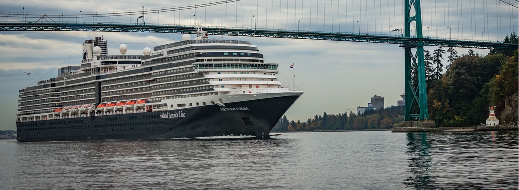 MyCruise Holland-America-Line Koningsdam Offentlige-arealer Luftfoto2