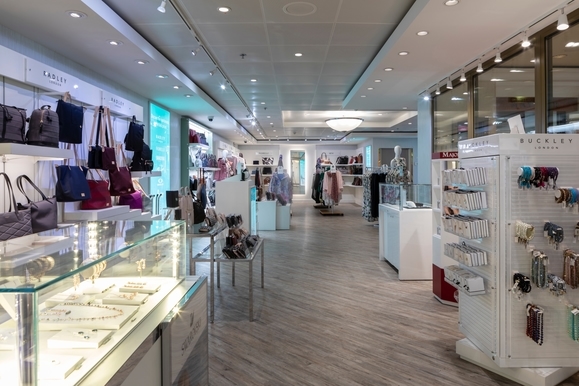 MyCruise P&O-Cruises Aurora Offentlige-arealer Casino-butikker2