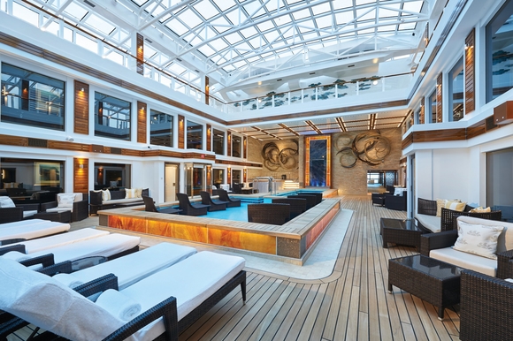 MyCruise Norwegian-Cruise-Line Bliss Offentlige-arealer Pool-spa6