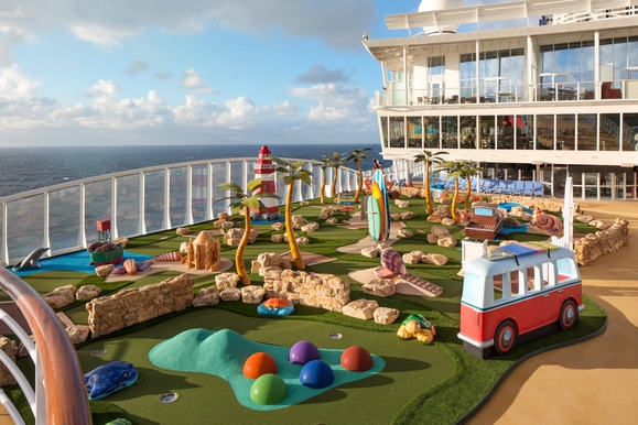 MyCruise Royal-Caribbean-Cruise-Line Symphony-of-the-Seas Offentlige-arealer Sport-fitness2