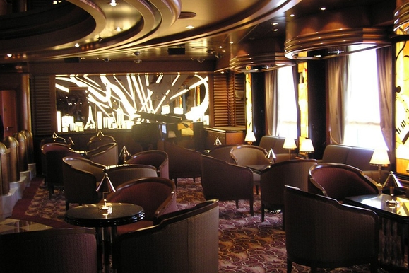 MyCruise Princess-Cruises CROWN Offentlige-arealer Barer-lounger-atrium1