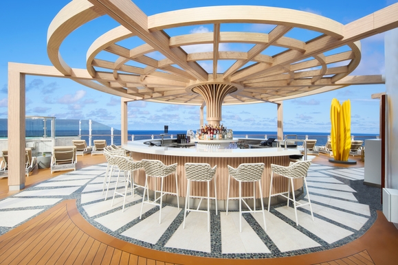 MyCruise Norwegian-Cruise-Line Prima Offentlige-arealer Barer-lounger-atrium14