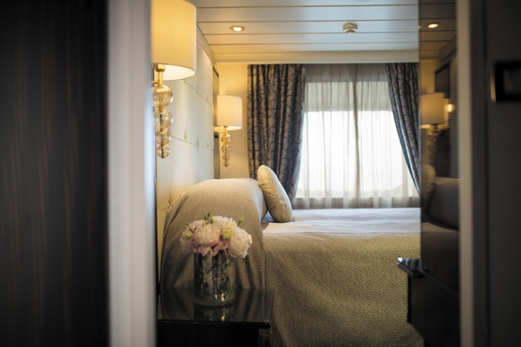 MyCruise Regent-Seven-Seas-Cruises Seven-Seas-Mariner Kahytter Suite HS1