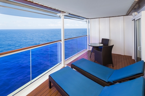 MyCruise Royal-Caribbean-Cruise-Line Independence-of-the-Seas Kahytter Suite GS5