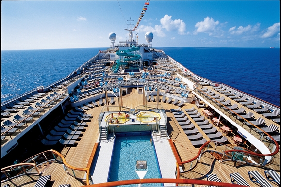 MyCruise Carnival Conquest Offentlige-arealer Pool-spa1