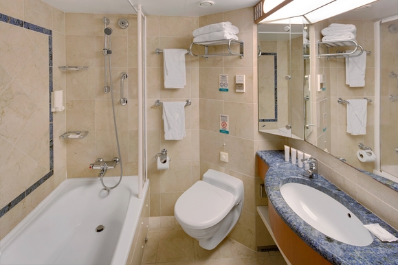 MyCruise Royal-Caribbean-Cruise-Line Jewel-of-the-Seas Kahytter Sutie JX3