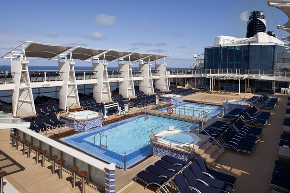 MyCruise Celebrity-Cruises Eclipse Offentlige-arealer Pool-spa1