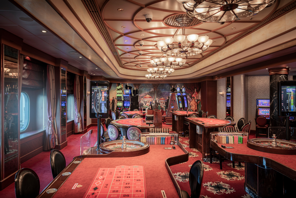 MyCruise Cunard Queen-Mary-2 Offentlige-arealer Casino-butikker1
