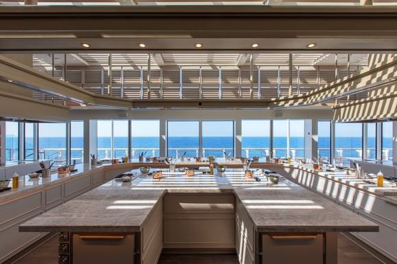 MyCruise Silversea Silver-Nova Offentlige-arealer Teater-underholdning2