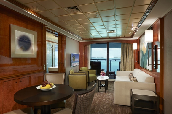 MyCruise Norwegian-Cruise-Line Dawn Kahytter Suite SC3