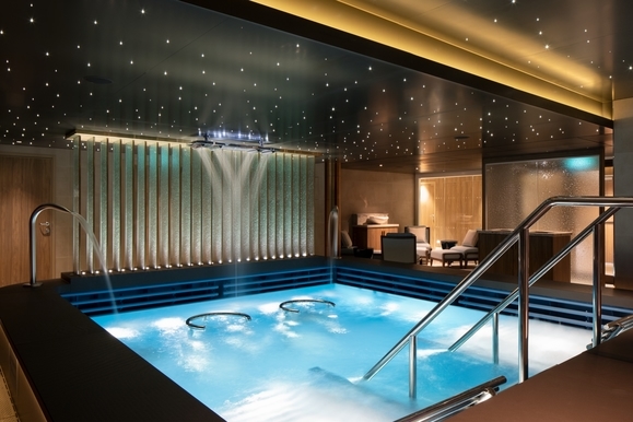 MyCruise P&O-Cruises Iona Offentlige-arealer Pool-spa5