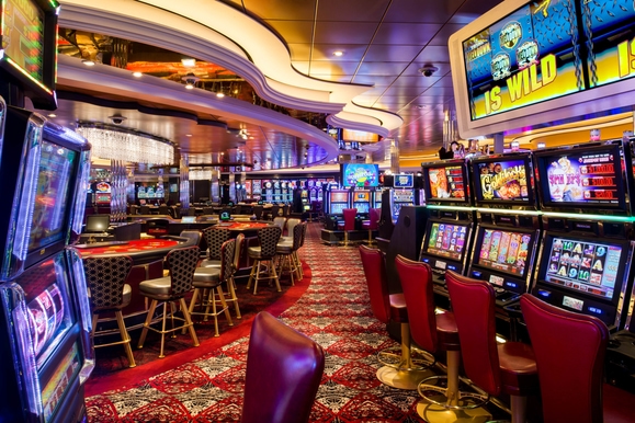 MyCruise Royal-Caribbean-Cruise-Line Harmony-of-the-Seas Offentlige-arealer Casino-butikker1