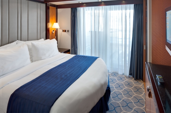 MyCruise Royal-Caribbean-Cruise-Line Liberty-of-the-Seas Kahytter Suite VS2