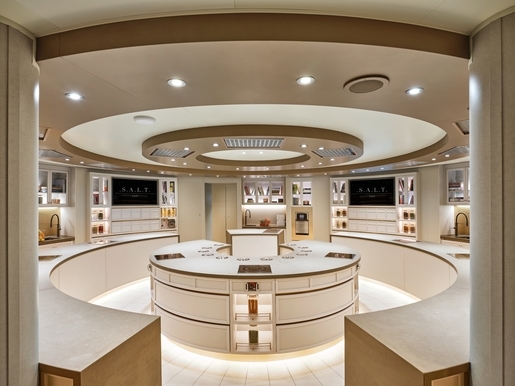 MyCruise Silversea Silver-Moon Offentlige-arealer Teater-underholdning4