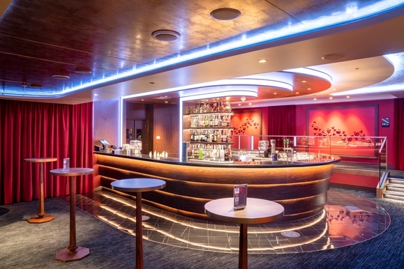 MyCruise MSC Seashore Offentlige-arealer Barer-lounger-atrium2