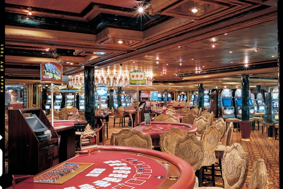 MyCruise Carnival Liberty Offentlige-arealer Casino-butikker2