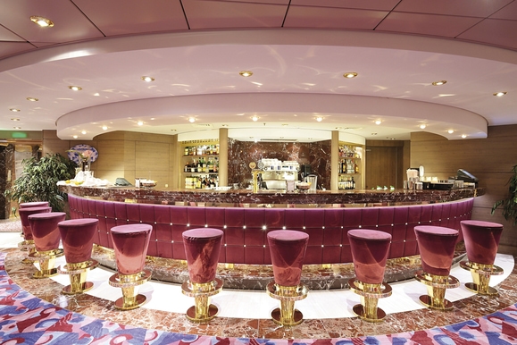 MyCruise MSC Orchestra Offentlige-arealer Barer-lounger-atrium1