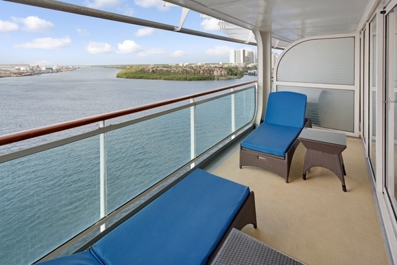 MyCruise Royal-Caribbean-Cruise Line Rhapsody-of-the-Seas Kahytter Suite OS6