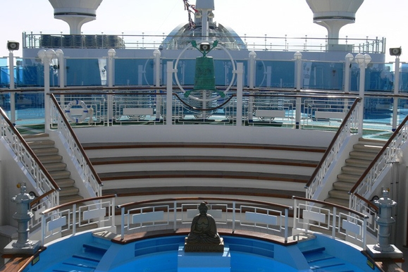 MyCruise Princess-Cruises DIAMOND Offentlige-arealer Pool-spa3