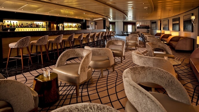 MyCruise Regent-Seven-Seas-Cruises Seven-Seas-Navigator Offentlige-arealer Barer-lounger-atrium2