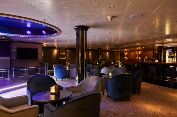 MyCruise Silversea Silver-Shadow Offentlige-arealer Barer-lounger-atrium5