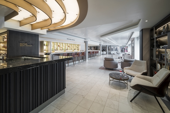 MyCruise Norwegian-Cruise-Line Gem Offentlige-arealer Barer-lounger-atrium10