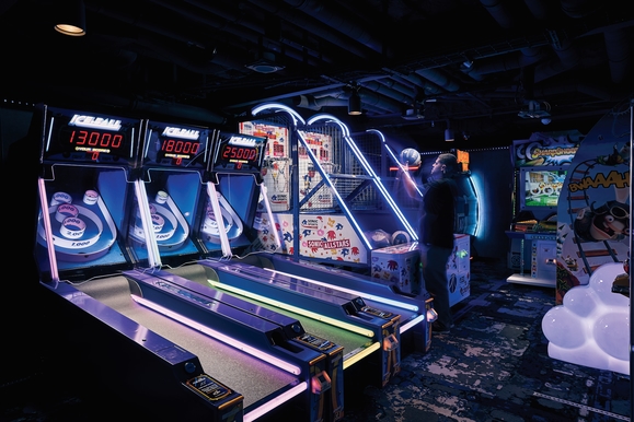 MyCruise Norwegian-Cruise-Line Encore Offentlige-arealer Teater-underholdning3