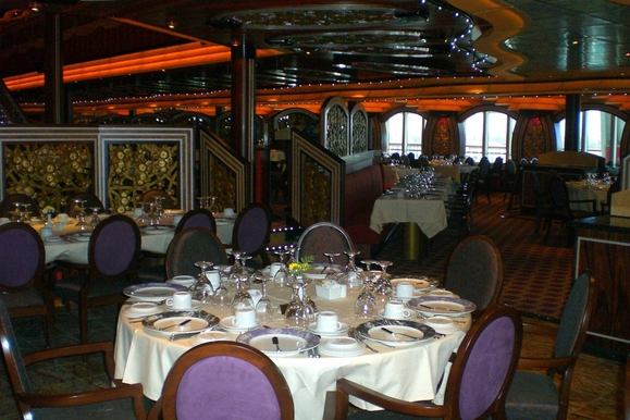MyCruise Carnival Freedom Offentlige-arealer Restauranter1