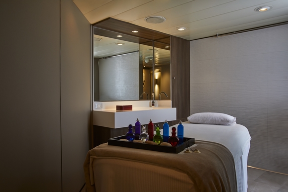 MyCruise Silversea Silver-Shadow Offentlige-arealer Pool-spa8