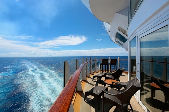 MyCruise Royal-Caribbean-Cruise-Line Oasis-of-the-Seas Kahytter Suite A3 3