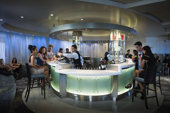 MyCruise Celebrity-Cruises Constellation Offentlige-arealer Barer-lounger-atrium1