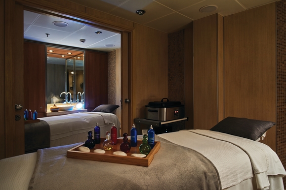 MyCruise Silversea Silver-Wind Offentlige-arealer Pool-spa1