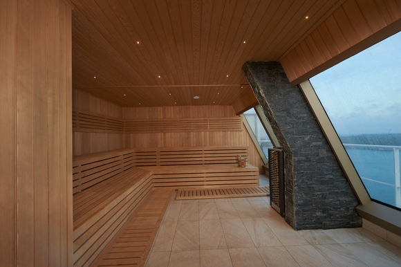 MyCruise-Carnival-Sunrise-Offentlige-arealer-Pool-spa9