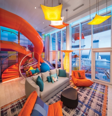 MyCruise Royal-Caribbean-Cruise-Line Symphony-of-the-Seas Kahytter Suite US2
