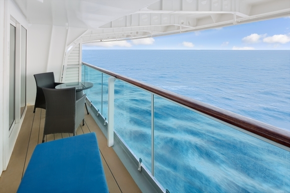 MyCruise Royal-Caribbean-Cruise-Line Brilliance-of-the-Seas Kahytter Suite GS3