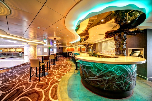 MyCruise Norwegian-Cruise-Line Getaway Offentlige-arealer Barer-lounger-atrium2