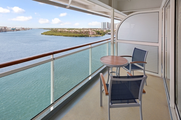 MyCruise Royal-Caribbean-Cruise Line Rhapsody-of-the-Seas Kahytter Suite JX2