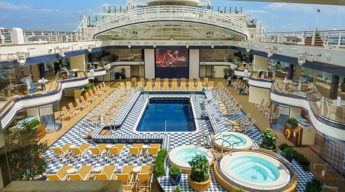 MyCruise Cunard Queen-Anne Offentlige-arealer Pool-spa3