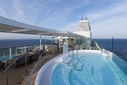 MyCruise Silversea Silver-Ray Offentlige-arealer Pool-spa4