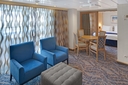 MyCruise Royal-Caribbean-Cruise-Line Navigator-of-the-Seas Kahytter Suite GT3