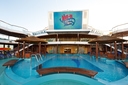 MyCruise Carnival Breeze Offentlige-arealer Pool-spa2