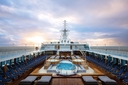 MyCruise Oceania-Cruises Oceania-Insignia Offentlige-arealer Pool-spa4