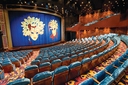 MyCruise Norwegian-Cruise-Line Jade Offentlige-arealer Teater-underholdning1