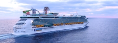 MyCruise Royal-Caribbean-Cruise-Line Liberty-of-the-Seas Offentlige-arealer Luftfoto1